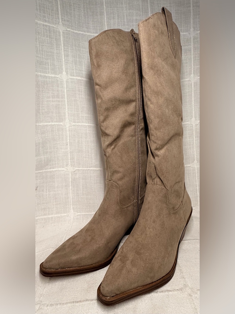 NWT Wild Pair Letitiaa Beach Khaki Western Tall Boots 7.5M